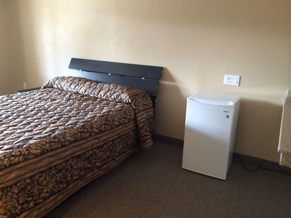 Barrie Motel ภายนอก รูปภาพ