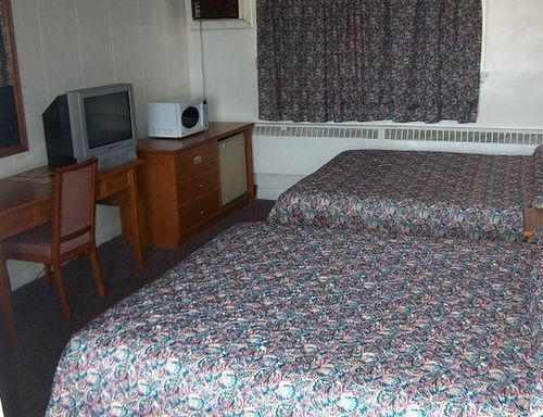 Barrie Motel ภายนอก รูปภาพ